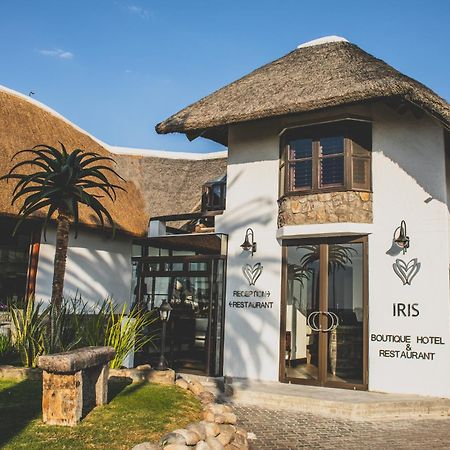 Iris Boutique Hotel Уолфиш-Бей Экстерьер фото